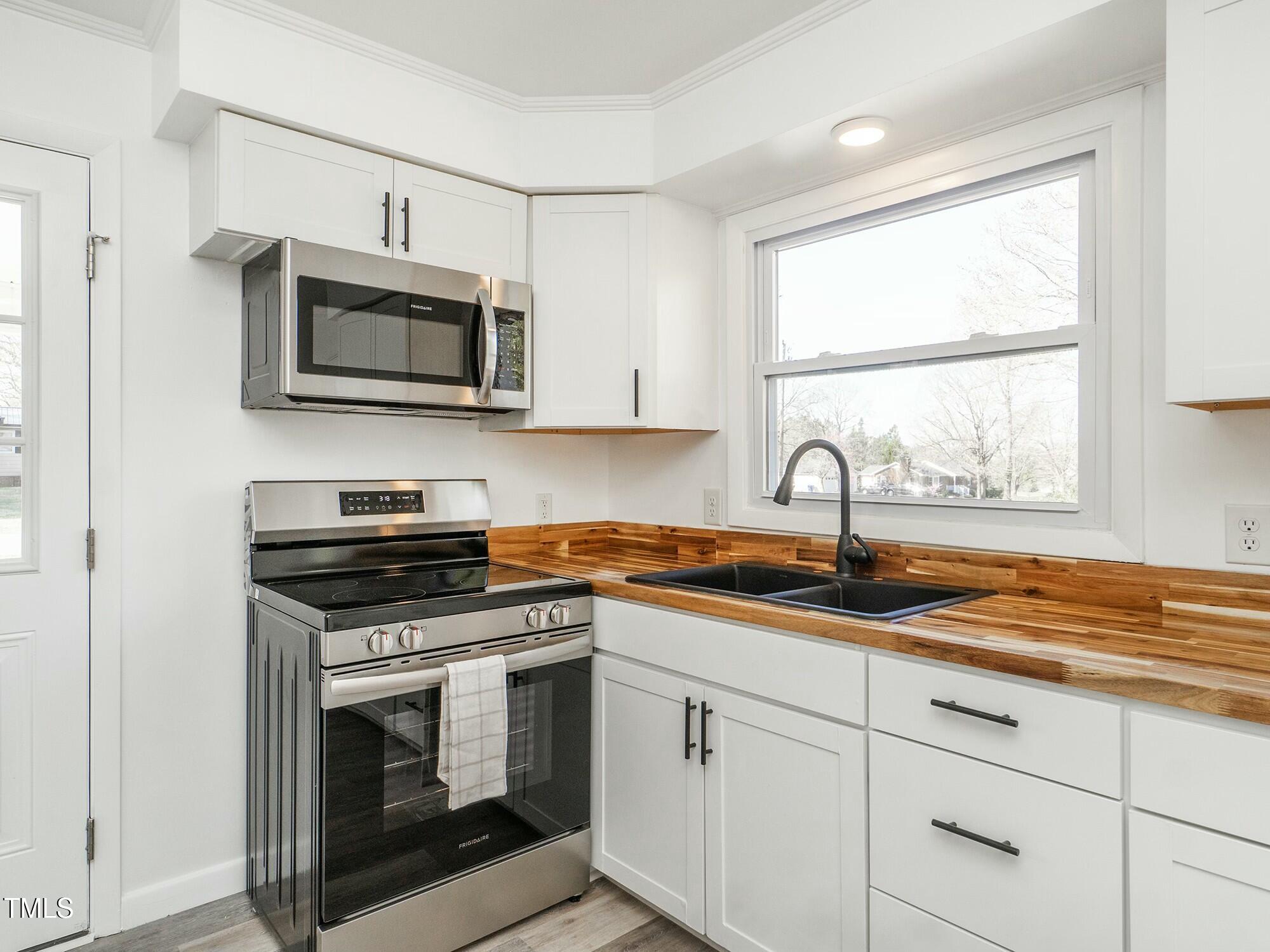 1018 Roxboro Road Haw River, NC 27258 - Photo 12 of 29 tempImageJN9iS6