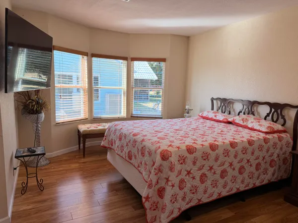 $575,000 | 2081 Southeast 24th Boulevard, Okeechobee, FL 34974