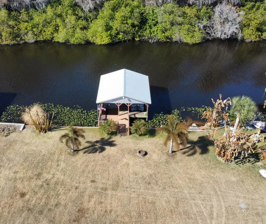 $575,000 | 2081 Southeast 24th Boulevard, Okeechobee, FL 34974