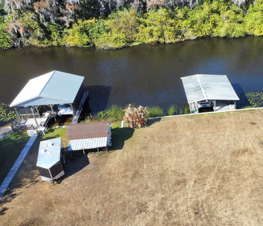 $575,000 | 2081 Southeast 24th Boulevard, Okeechobee, FL 34974