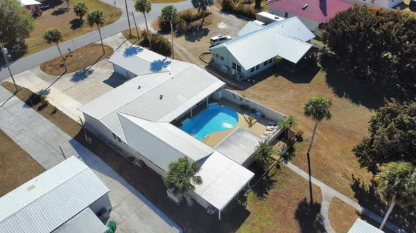$575,000 | 2081 Southeast 24th Boulevard, Okeechobee, FL 34974