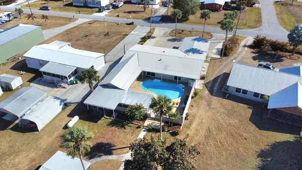 $575,000 | 2081 Southeast 24th Boulevard, Okeechobee, FL 34974