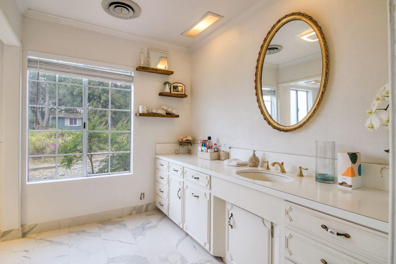 14 West Rianda Road Watsonville, CA 95076 - Photo 12 of 47