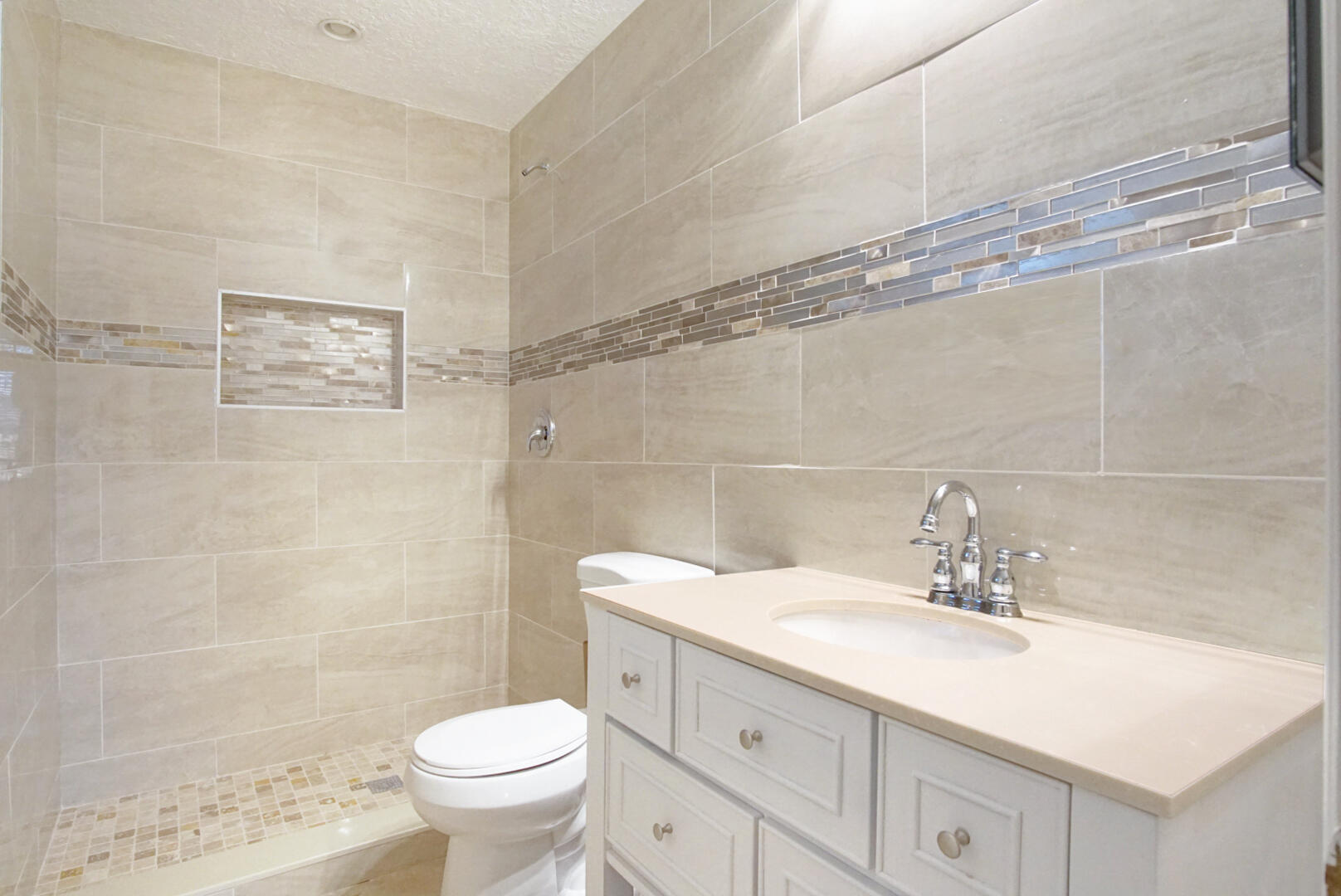 862 Southwest Curtis Street Port St. Lucie, FL 34983 - Photo 13 of 25 Main Bathroom 2