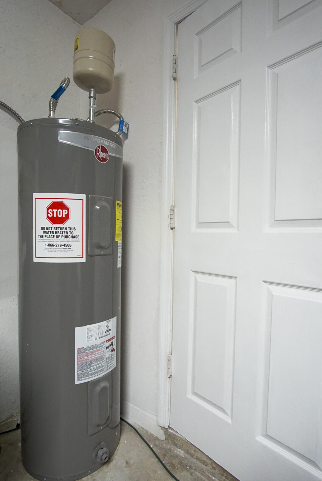 862 Southwest Curtis Street Port St. Lucie, FL 34983 - Photo 21 of 25 Hot water heater 2023