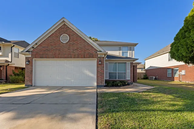 $2,640 | 1207 North Lady Fern Lane, Houston, TX 77073