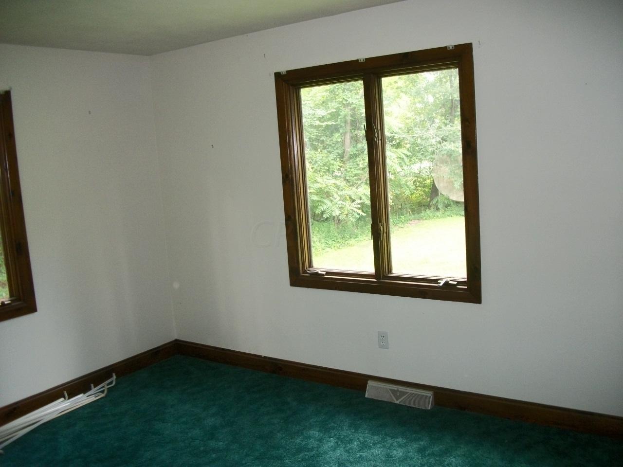 695 Citation Road Southwest Pataskala, OH 43062 - Photo 4 of 5