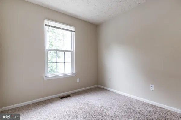 $1,925 | 17 Heather Lane, Indian Head, MD 20640