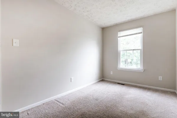 $1,925 | 17 Heather Lane, Indian Head, MD 20640