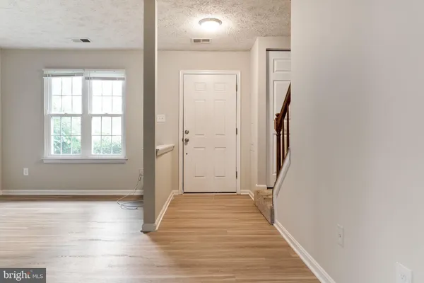 $1,925 | 17 Heather Lane, Indian Head, MD 20640