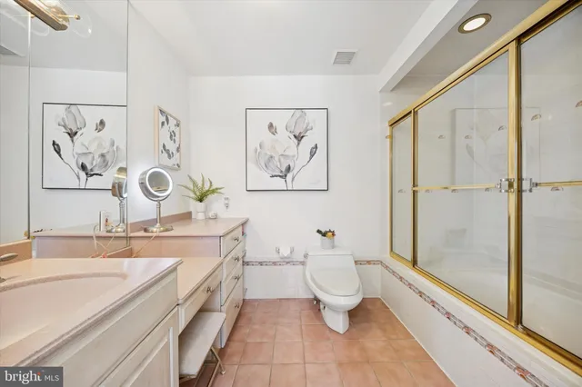 $569,500 | 27 Militia Hill Drive, Chesterbrook, PA 19087