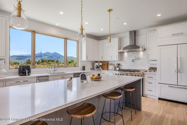 $5,837,000 | 577 Fox Run Drive, Carbondale, CO 81623