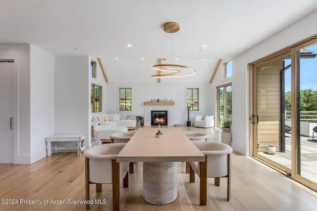 $5,837,000 | 577 Fox Run Drive, Carbondale, CO 81623