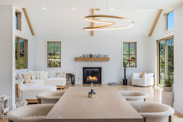 $5,837,000 | 577 Fox Run Drive, Carbondale, CO 81623