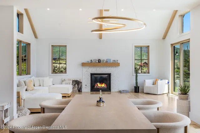 $5,837,000 | 577 Fox Run Drive, Carbondale, CO 81623