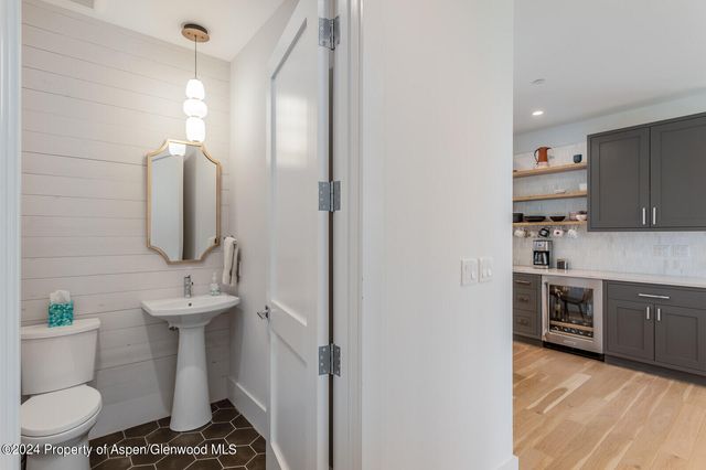 $5,837,000 | 577 Fox Run Drive, Carbondale, CO 81623