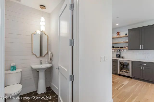 $5,837,000 | 577 Fox Run Drive, Carbondale, CO 81623