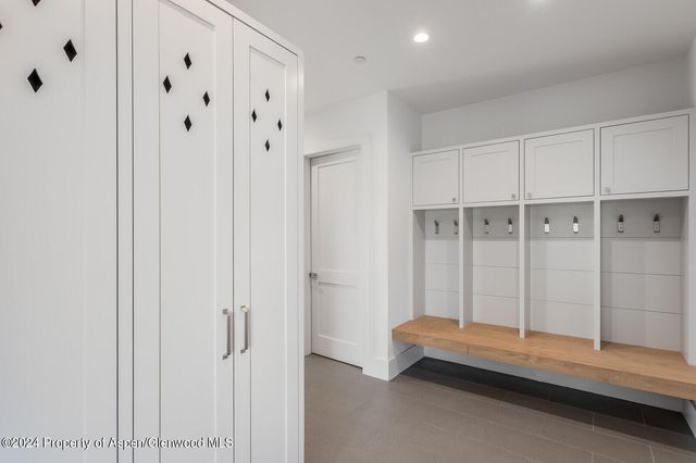 $5,837,000 | 577 Fox Run Drive, Carbondale, CO 81623