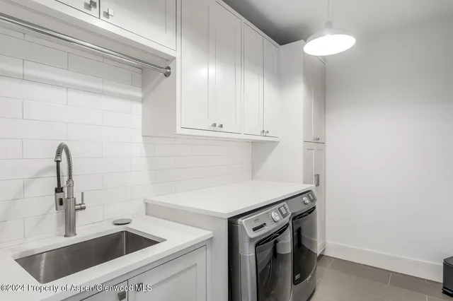 $5,837,000 | 577 Fox Run Drive, Carbondale, CO 81623