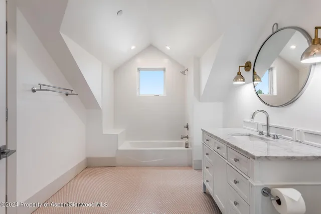 $5,837,000 | 577 Fox Run Drive, Carbondale, CO 81623