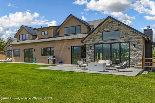 $5,837,000 | 577 Fox Run Drive, Carbondale, CO 81623