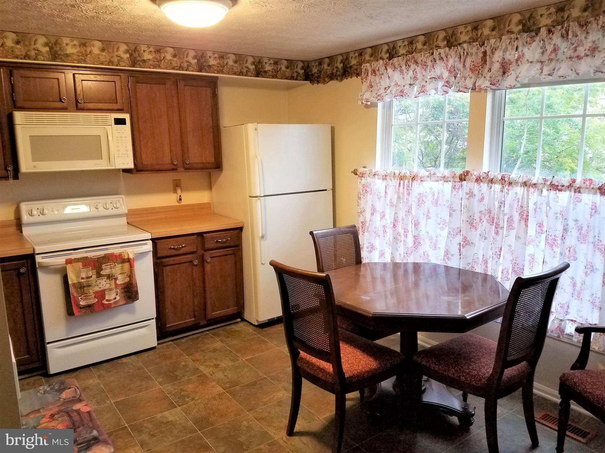 1322 Acorn Ridge Court Edgewood, MD 21040 - Photo 3 of 23 Large Kitchen w/ Tons of Light