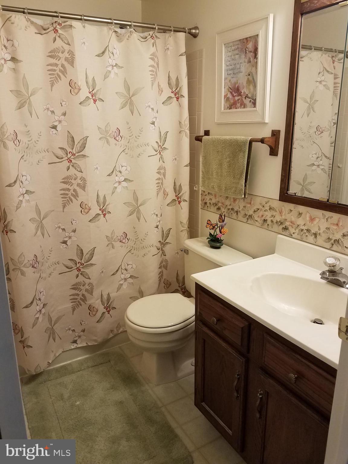 1322 Acorn Ridge Court Edgewood, MD 21040 - Photo 7 of 23 2nd Floor Full Bath w/ Tile Shower