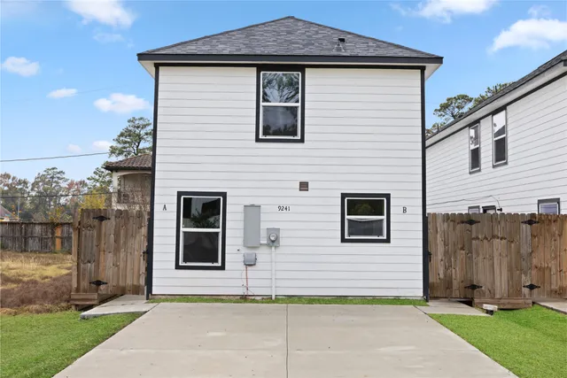 $395,000 | 9241 Seeker Street, Houston, TX 77028
