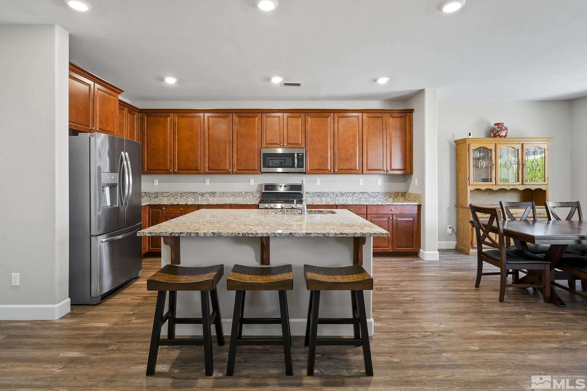 10205 Rollins Drive Reno, NV 89521 - Photo 6 of 30 Photo 6