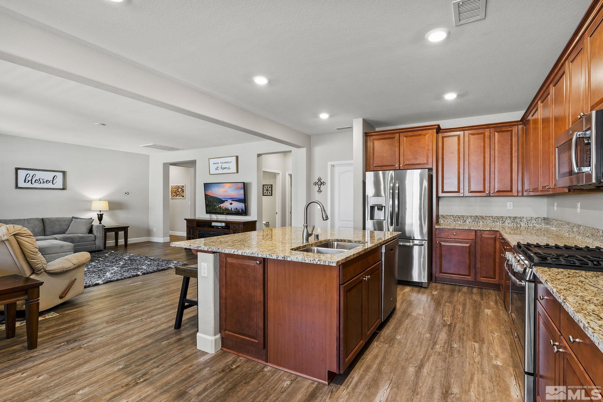 10205 Rollins Drive Reno, NV 89521 - Photo 7 of 30 Photo 7