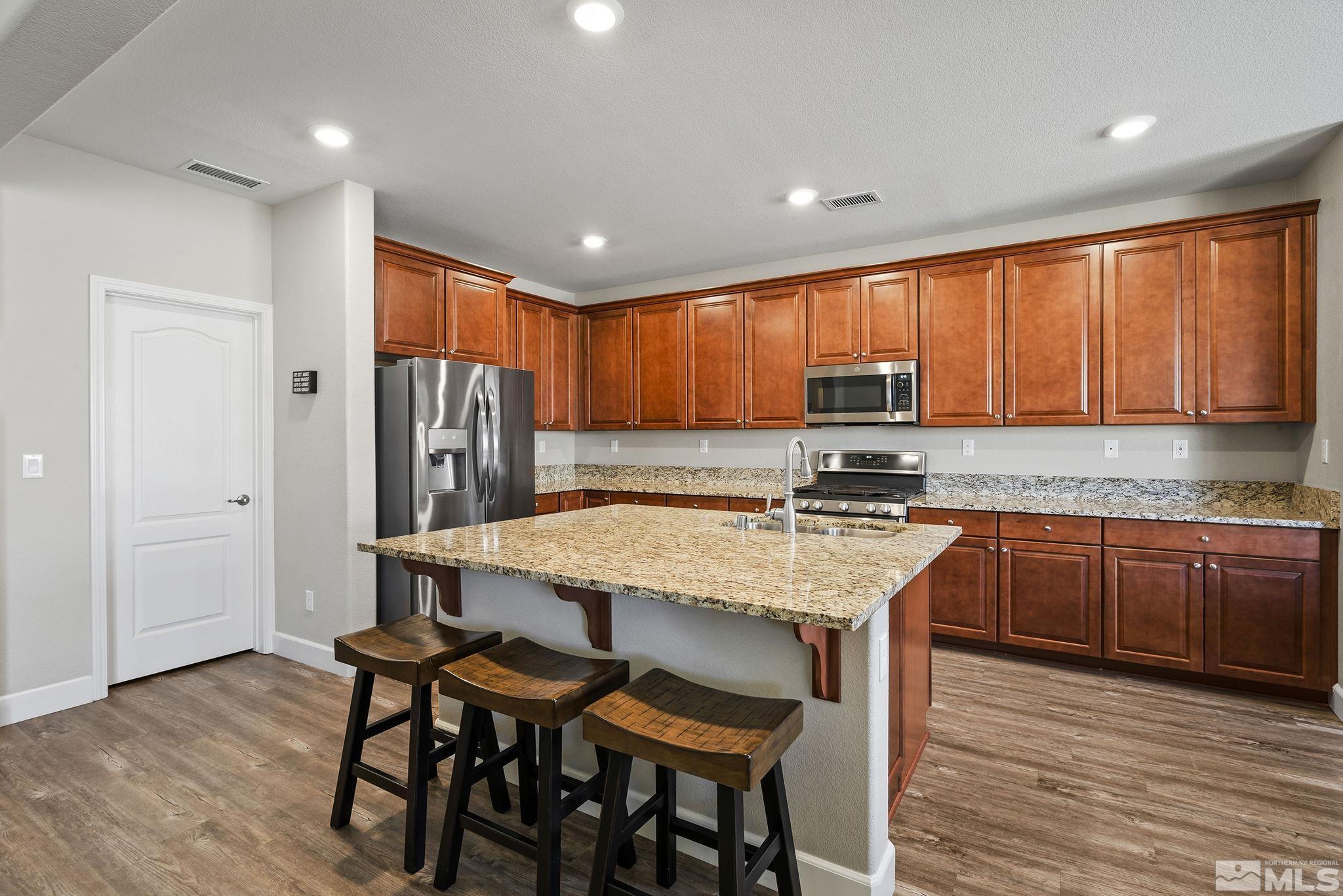 10205 Rollins Drive Reno, NV 89521 - Photo 8 of 30 Photo 8
