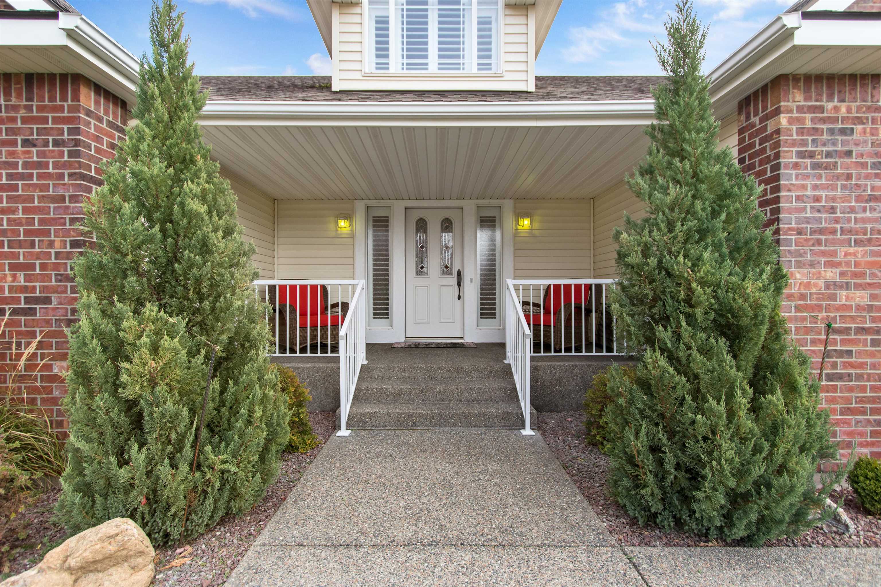 617 South Holiday Road Spokane Valley, WA 99016 - Photo 4 of 35