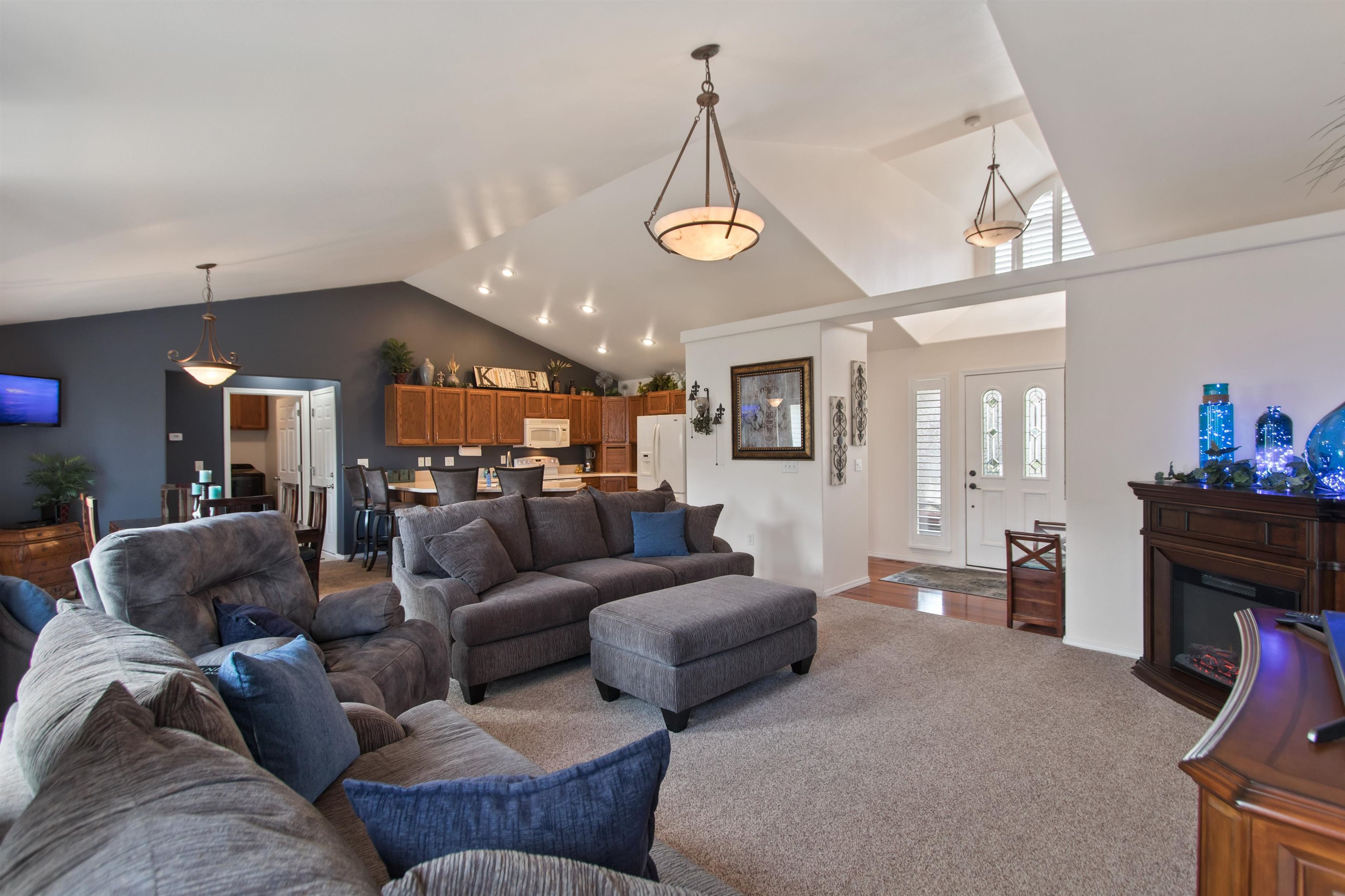 617 South Holiday Road Spokane Valley, WA 99016 - Photo 8 of 35