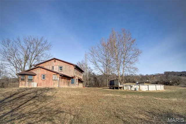 $299,000 | 2998 Gresham Hollow Road, Hamburg, IL 62045