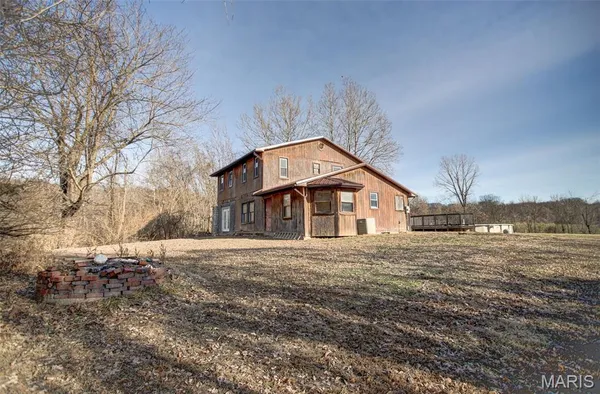 $275,000 | 2998 Gresham Hollow Road, Hamburg, IL 62045