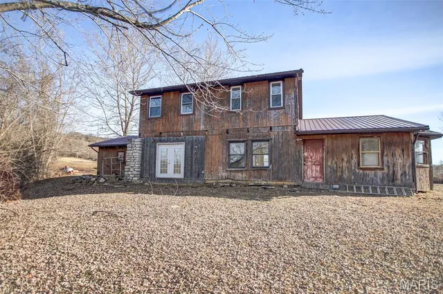 $299,000 | 2998 Gresham Hollow Road, Hamburg, IL 62045