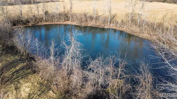 $275,000 | 2998 Gresham Hollow Road, Hamburg, IL 62045