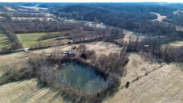 $299,000 | 2998 Gresham Hollow Road, Hamburg, IL 62045