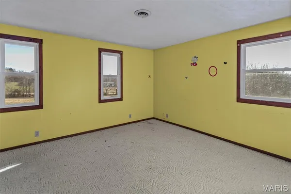 $275,000 | 2998 Gresham Hollow Road, Hamburg, IL 62045