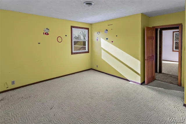 $299,000 | 2998 Gresham Hollow Road, Hamburg, IL 62045