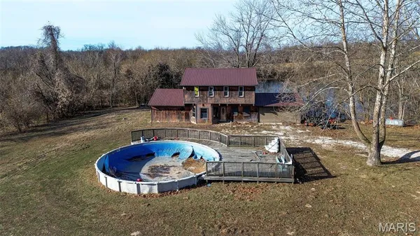 $275,000 | 2998 Gresham Hollow Road, Hamburg, IL 62045