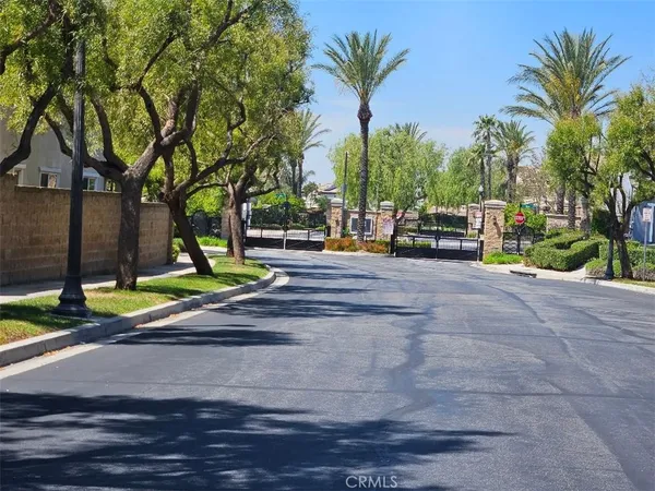 $889,000 | 5965 Lost Horse Drive, Fontana, CA 92336