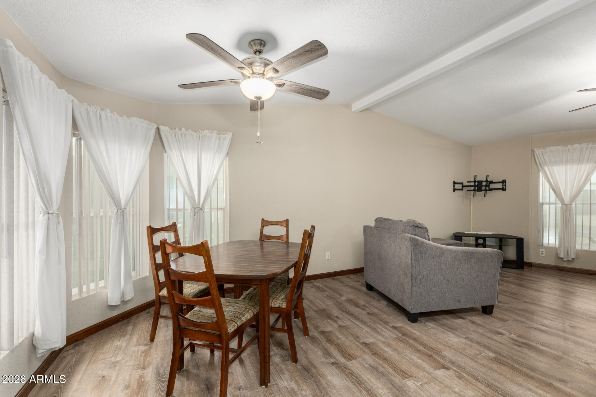 2400 East Baseline Avenue, Unit 285 Apache Junction, AZ 85119 - Photo 9 of 26 Dining