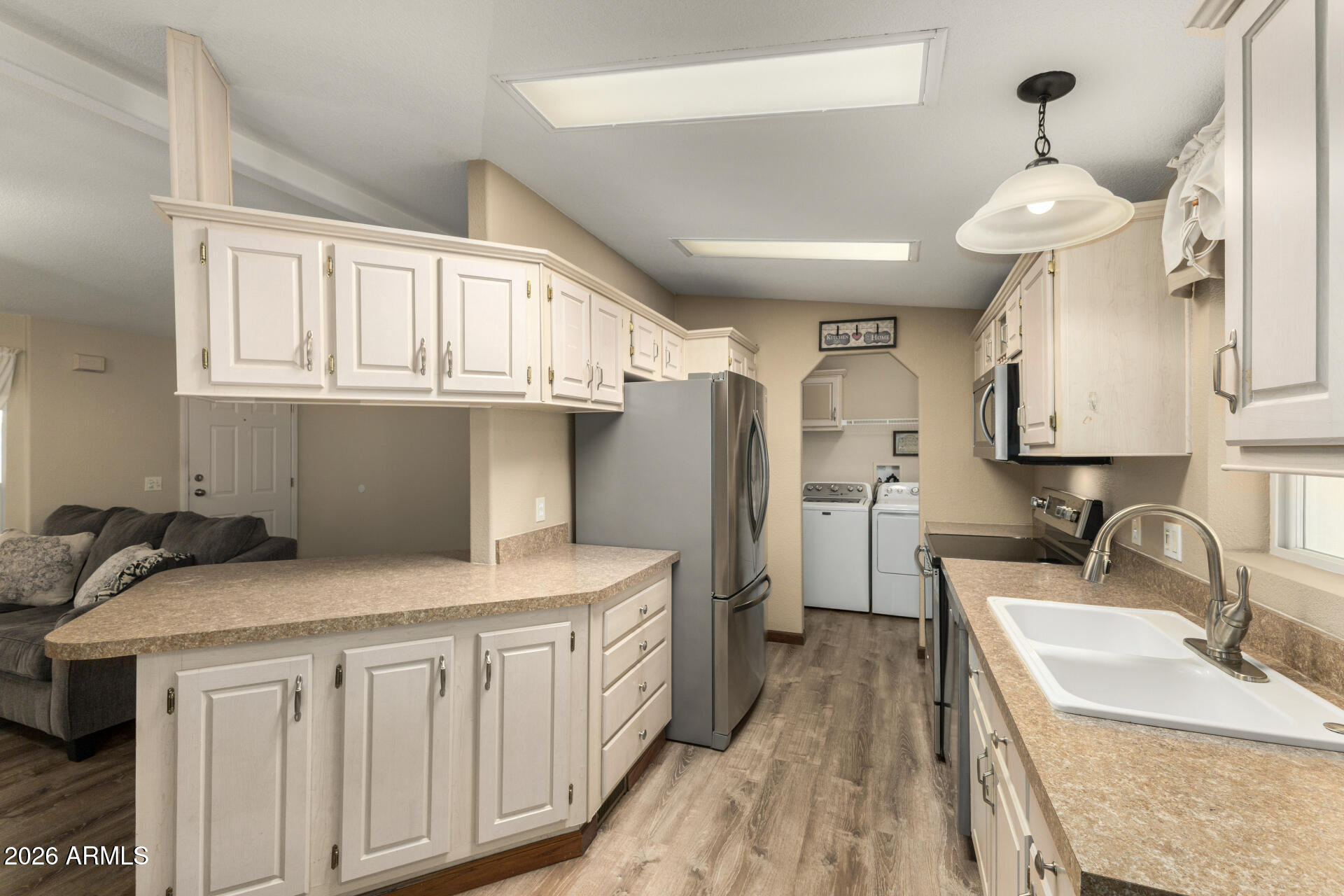 2400 East Baseline Avenue, Unit 285 Apache Junction, AZ 85119 - Photo 10 of 26 Kitchen