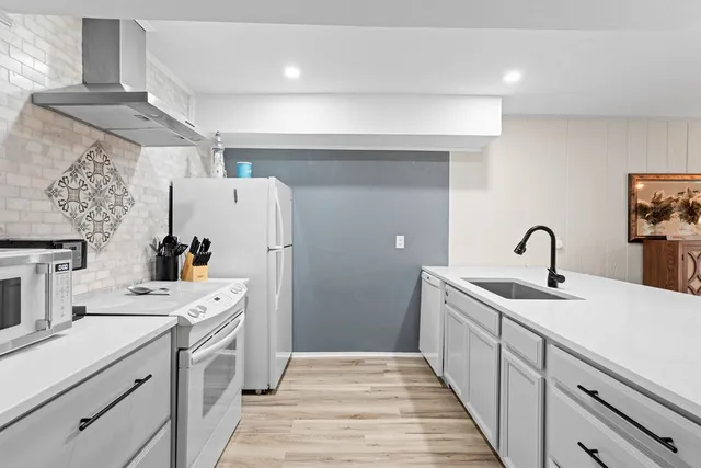 $420,000 | 1903 Bayhouse, Rockport, TX 78382