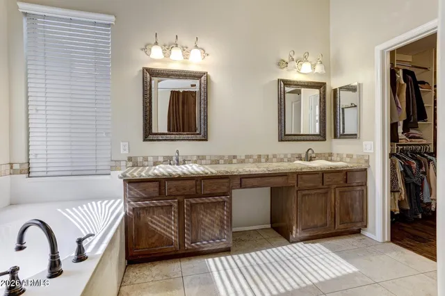 $3,000 | 5339 West Buffalo Place, Chandler, AZ 85226