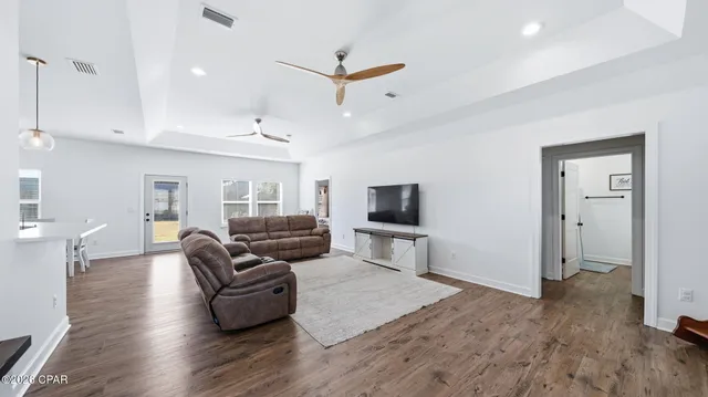 $405,000 | 705 West 8th Street, Lynn Haven, FL 32444