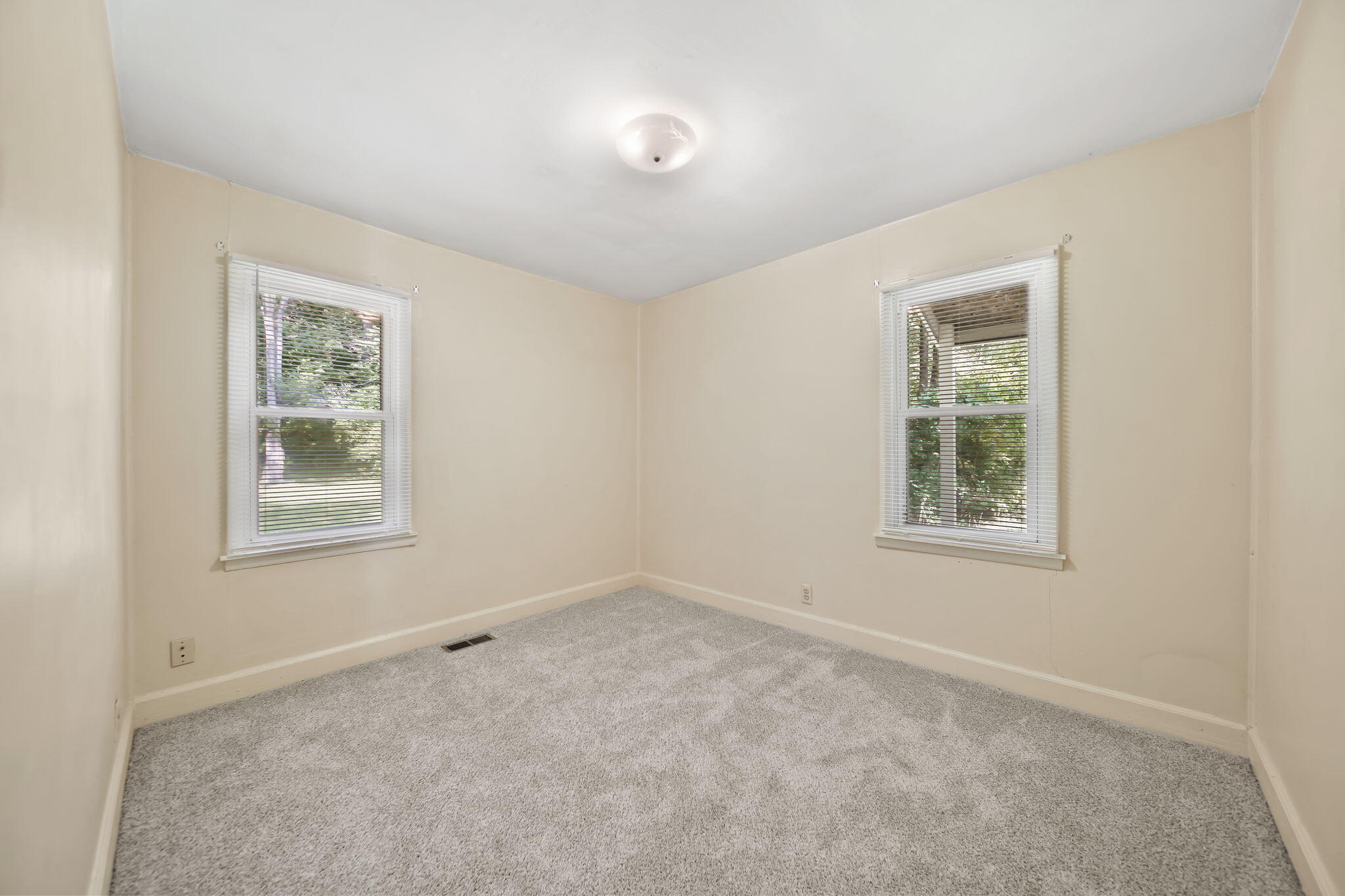 48000 Wear Road Belleville, MI 48111 - Photo 16 of 38 14-web-or-mls-DSC08778