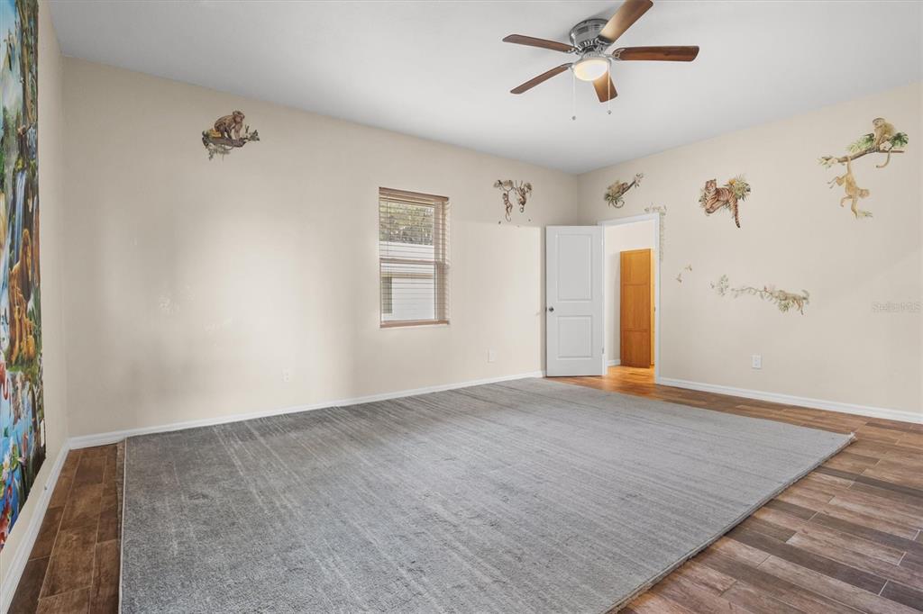 4020 Connersville Road Bartow, FL 33830 - Photo 17 of 50 wooden floor in an empty room