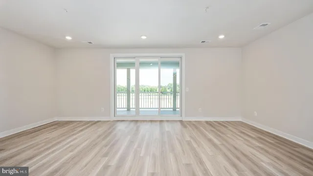 $689,990 | 44583 Strabane Terrace, Ashburn, VA 20147